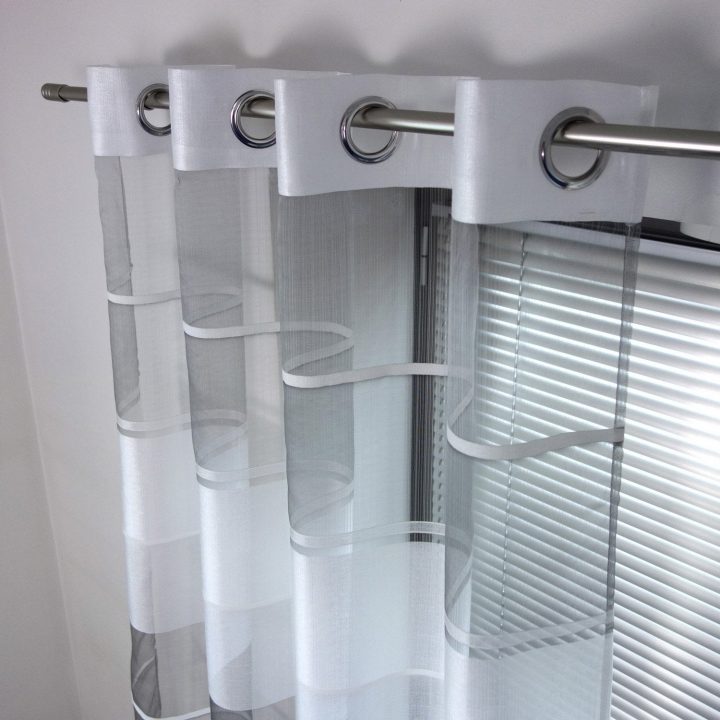 Voilage Gris Et Blanc. Rideau Gris Et Blanc. Voilage destiné Rideau Gris Leroy Merlin