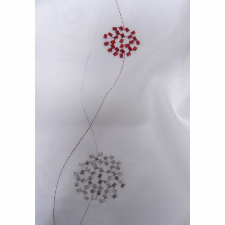 Voile Au Mètre Rouge Et Gris Brodé En Grande Hauteur 300 avec Rideaux Grande Hauteur 300 Voile Au Mètre Rouge Et Gris Brodé En Grande Hauteur 300 avec Rideaux Grande Hauteur 300