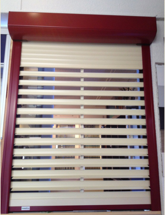 Volet Roulant Persienne serapportantà Rideau Persienne