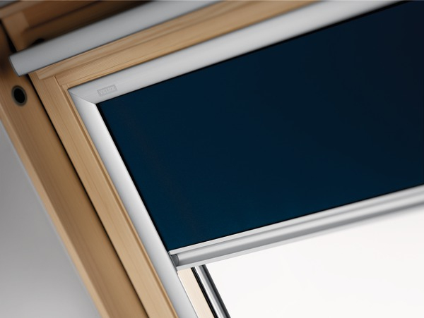 Volet Roulant Pour Velux Ggl S06 encequiconcerne Rideau Pour Velux