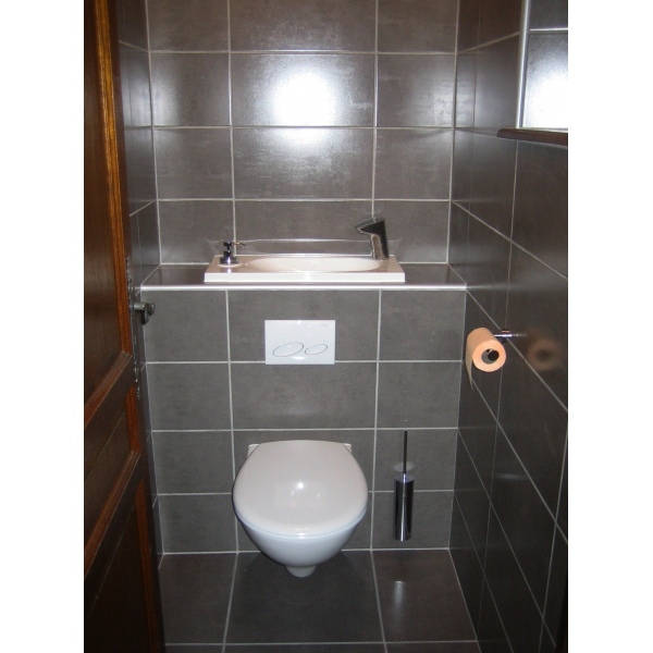 lave main wc avec meuble suspendu