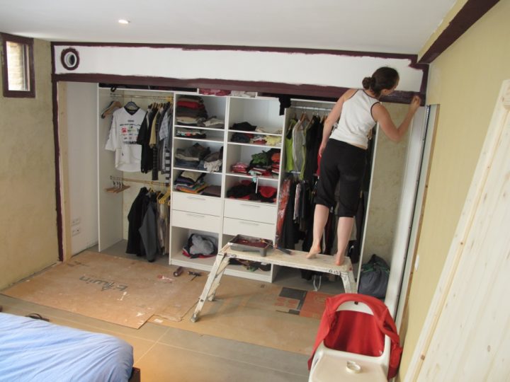 Week-End 23 : Un Dressing, Des Portes Et Des Gravats… | La pour Tringle A Rideau Pour Dressing Week-End 23 : Un Dressing, Des Portes Et Des Gravats… | La pour Tringle A Rideau Pour Dressing