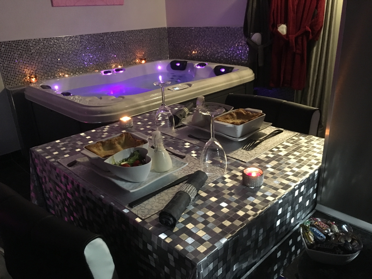 Appartement Glamour Avec Jacuzzi Privatif Entre pour