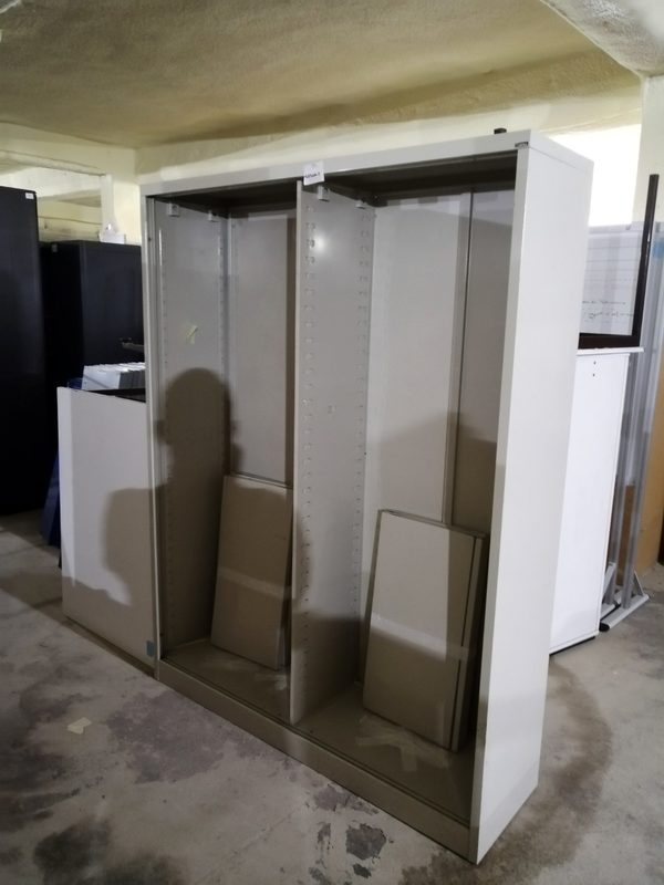 Armoire Haute Métallique – Rangement D'Occasion Aux serapportantà Armoire Métallique Occasion Suisse Armoire Haute Métallique – Rangement D'Occasion Aux serapportantà Armoire Métallique Occasion Suisse