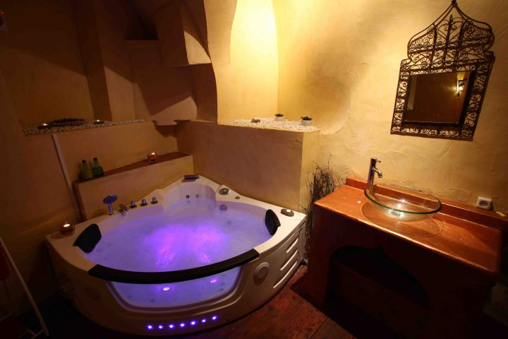 Beau Chambre D Hotel Avec Jacuzzi Privatif Ile De France à Hôtel Jacuzzi Privatif Île De France