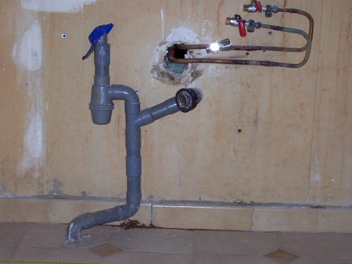 Besoin D'Aide Pour Évacuation Évier Lave Vaisselle pour Brancher Lave Vaisselle Sur Evier Besoin D'Aide Pour Évacuation Évier Lave Vaisselle pour Brancher Lave Vaisselle Sur Evier