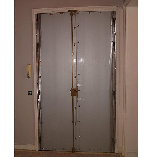 Blindez-Vous Pour Renforcer La Sécurité De Votre Porte D concernant Comment Habiller Une Porte D'Entrée