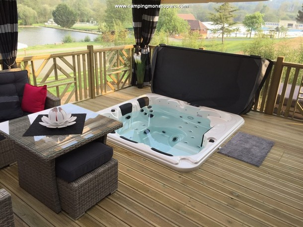 Camping Jacuzzi Privatif Bretagne | Greenacres Stud dedans Jacuzzi Privatif Bretagne