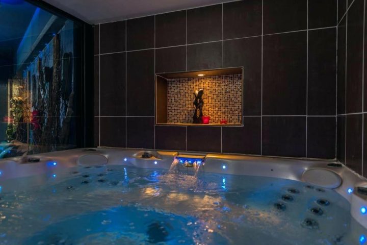 Chambre Avec Jacuzzi Privatif Bouche Du Rhone Fondatorii pour Chambre Jacuzzi Privatif Rhone Alpes