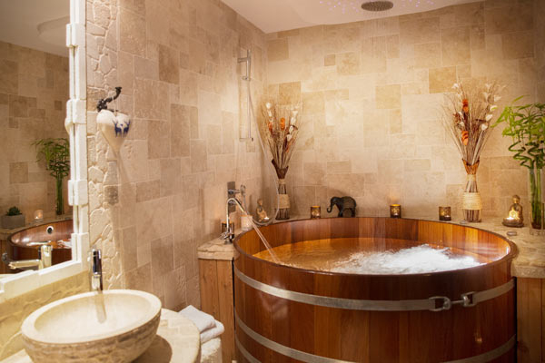 Chambre Jacuzzi Privatif Vosges | Greenacres Stud destiné Chambre Avec Jacuzzi Privatif Région Parisienne