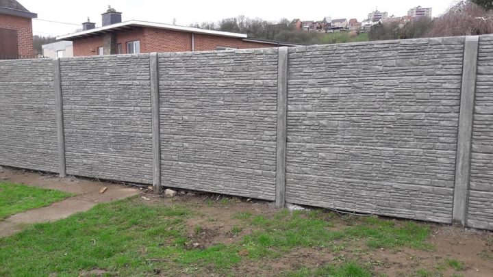 Clôtures Et Panneaux En Béton (Brise Vue) En Belgique | Coden concernant Plaque Béton Clôture Bricomarché