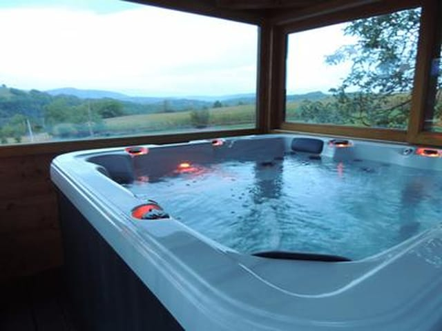 Conques – Aveyron Superb Property Of Three Houses destiné Jacuzzi Privatif Luxembourg Conques – Aveyron Superb Property Of Three Houses destiné Jacuzzi Privatif Luxembourg