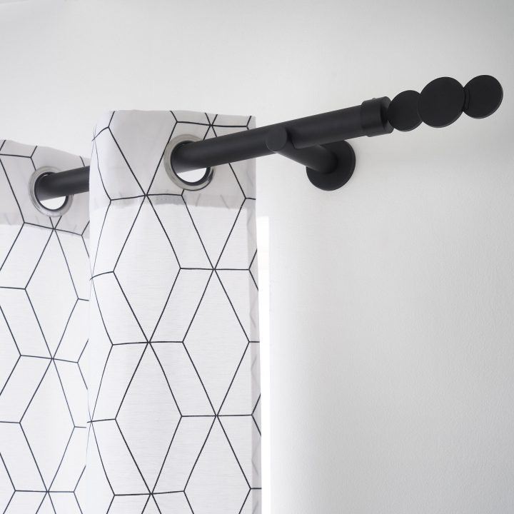 Déco Salon Industriel Factory – Mon Coach Déco Leroy Merlin destiné Tringle A Rideau Style Industriel Déco Salon Industriel Factory – Mon Coach Déco Leroy Merlin destiné Tringle A Rideau Style Industriel