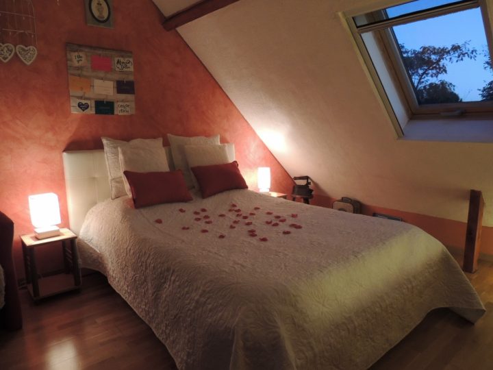 Duplex Romantique Avec Spa Privatif, Ile De France avec Duplex Avec Jacuzzi Privatif Duplex Romantique Avec Spa Privatif, Ile De France avec Duplex Avec Jacuzzi Privatif