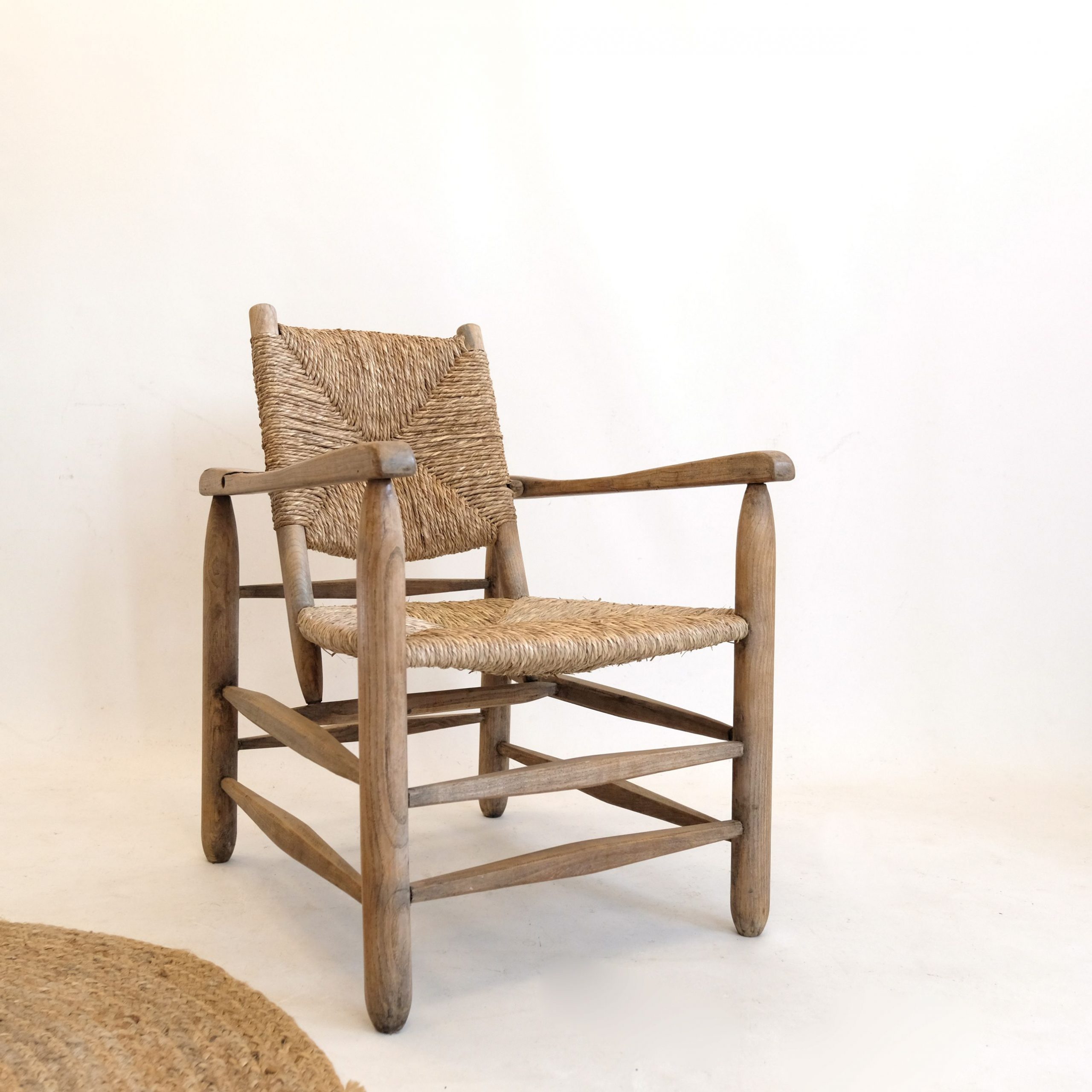 Épinglé Sur Chairs &amp; Co serapportantà Crack Fauteuil