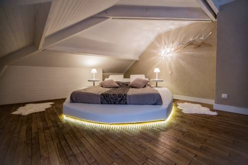 Gite Avec Jacuzzi Privatif Dans La Chambre, Bain-De pour Jacuzzi Privatif Bretagne