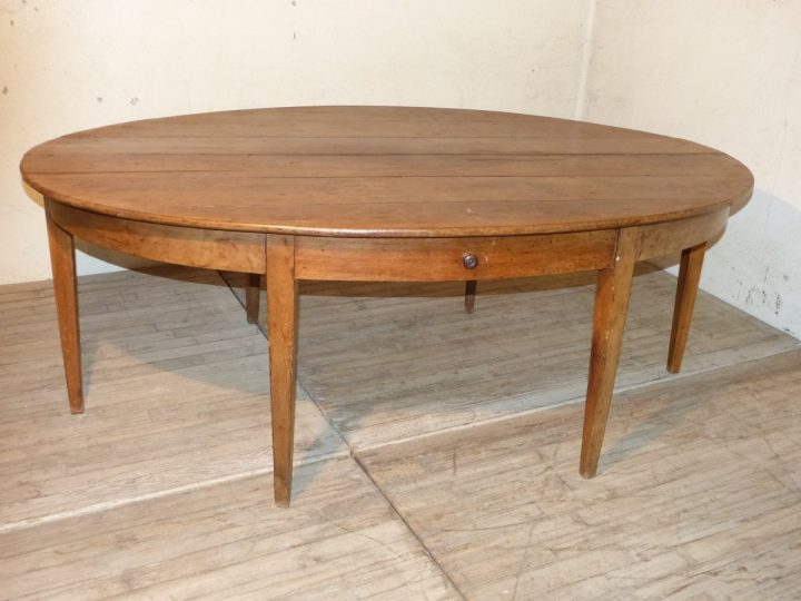 Grande Table Ovale De Ferme Pieds Directoire En Chêne serapportantà Grande Table Ovale Grande Table Ovale De Ferme Pieds Directoire En Chêne serapportantà Grande Table Ovale