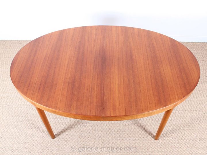 Grande Table Scandinave Ovale En Teck 6/12 Pers – Galerie serapportantà Grande Table Ovale Grande Table Scandinave Ovale En Teck 6/12 Pers – Galerie serapportantà Grande Table Ovale