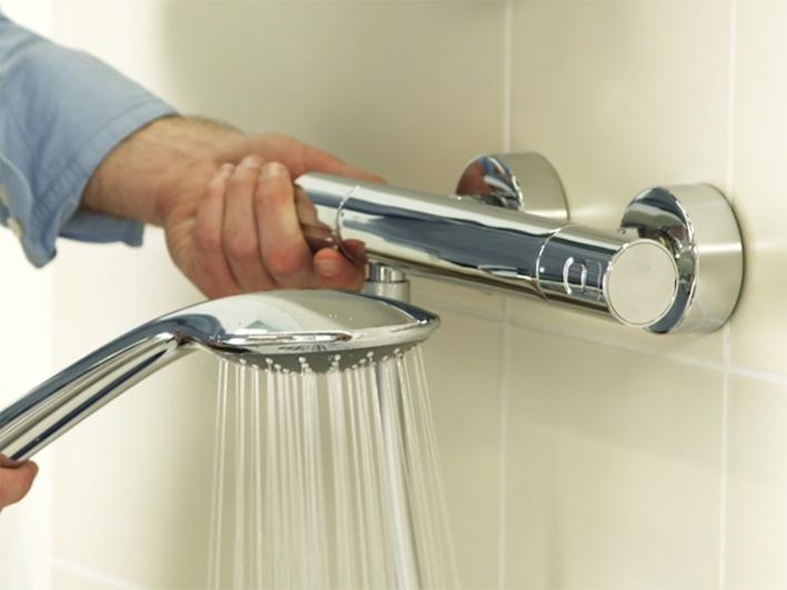 Guides D'Installation – Tuto | Grohe destiné Changer Flexible Douchette Évier