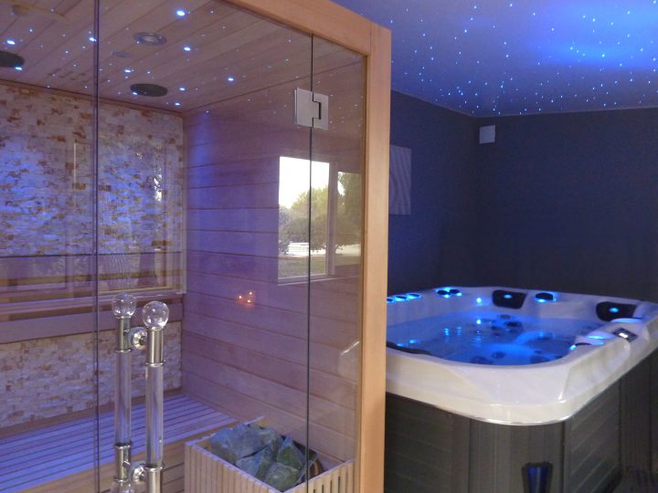 Jacuzzi Privatif Ile De France Élégant Chambre D Hotel concernant Hôtel Jacuzzi Privatif Île De France