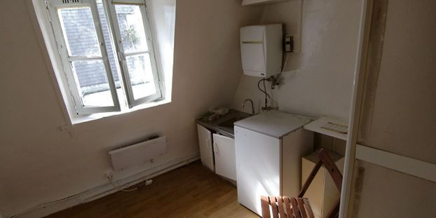 La Mairie De Paris Veut S'Attaquer Aux (Petites) Chambres tout Chambre De Bonne Paris