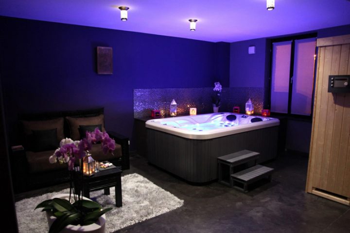 Location Appartement Jacuzzi intérieur Chambre Avec Jacuzzi Privatif Sète