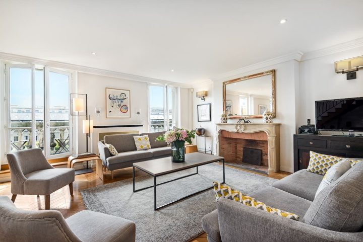 Louvre / Palais Royal Luxury Three Bedroom Duplex destiné Airbnb Jacuzzi Privatif Île-De-France