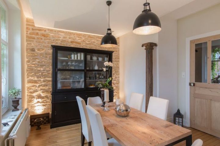 Maison À Nancy, France. Olivier Vous Accueille Dans Une destiné Salon Salle A Manger 30 M2