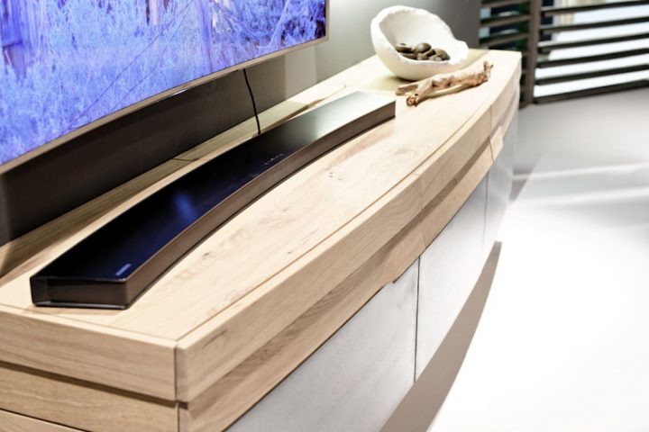 Meuble Tv Haut De Gamme En Chêne Massif, Design Allemand serapportantà Meuble Tv Haut De Gamme Italien