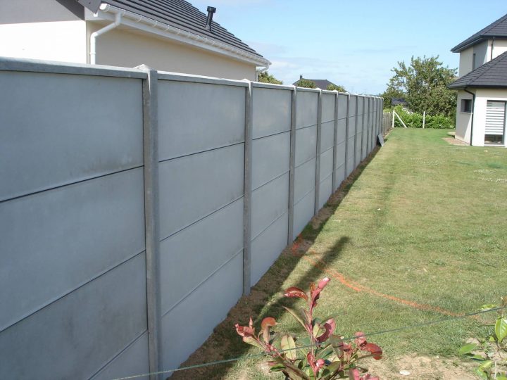 Mur En Plaques De Béton – Clôtures Bataille pour Plaque Béton Clôture Bricomarché