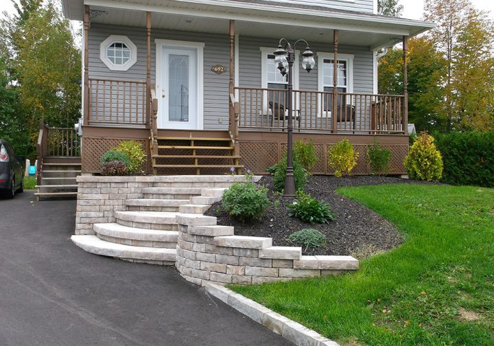 Photo D'Aménagement Paysager Avant & Après Le Terrassement dedans Aménagement Paysager Facade Maison Photo D'Aménagement Paysager Avant & Après Le Terrassement dedans Aménagement Paysager Facade Maison