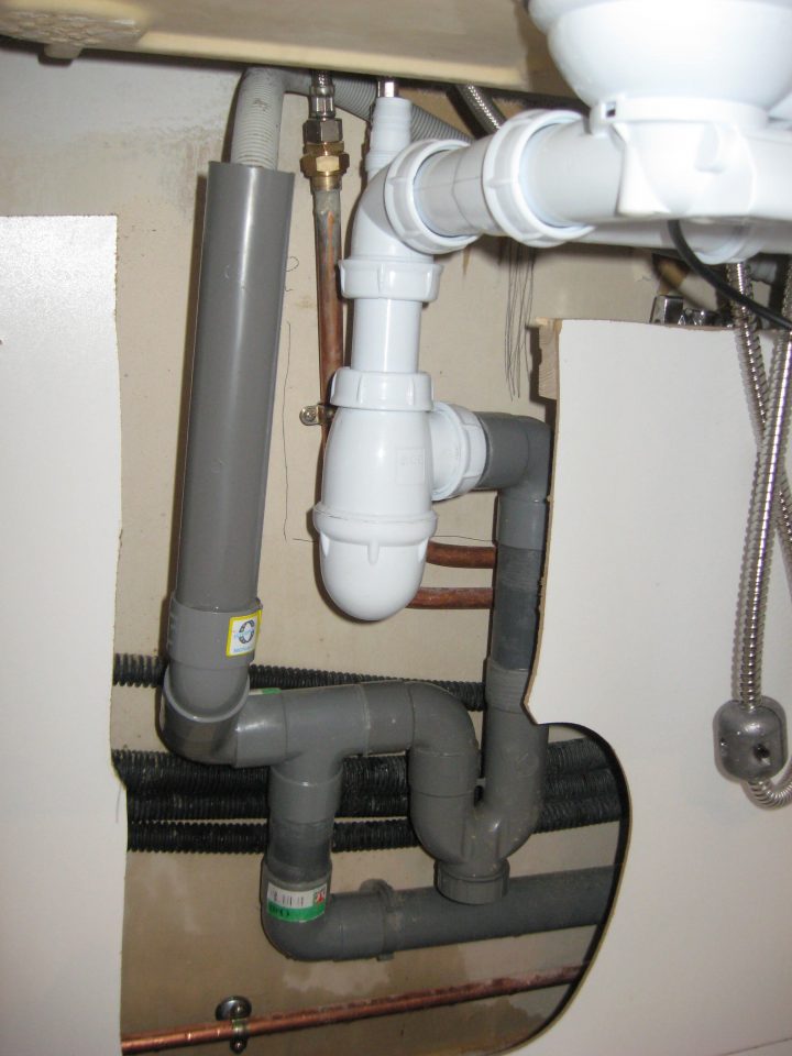 Problème Étrange D'Évacuation Nouvelle Cuisine intérieur Brancher Lave Vaisselle Sur Evier Problème Étrange D'Évacuation Nouvelle Cuisine intérieur Brancher Lave Vaisselle Sur Evier