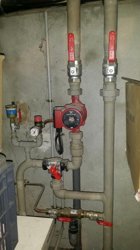 Probleme Pr Démonter Un Radiateur Help encequiconcerne Changer Une Vanne Thermostatique De Radiateur Sans Vidanger