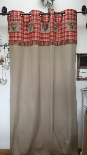 Rideau Chalet Rouge | Chalet Gris tout Rideau Pour Chalet