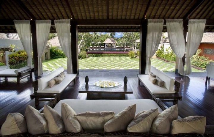 Rideau Véranda Et Voilages Extérieurs Pour Rafraîchir L destiné Rideau Transparent Pour Terrasse