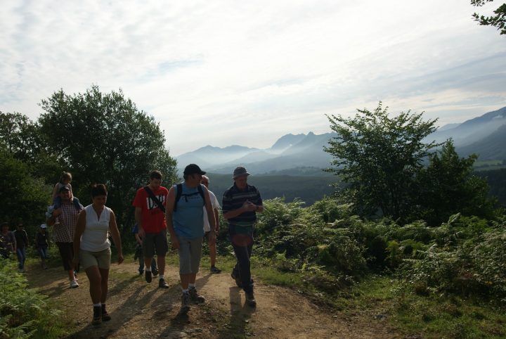 Sur Le Chemin Des Pantières Lanne-En-Baretous | Les Pyrenées dedans Chemin De Vie 33/6