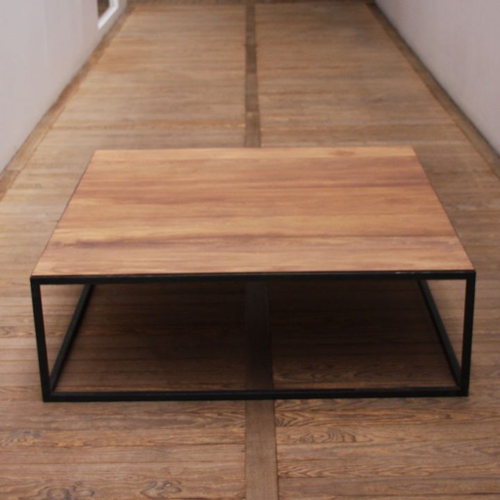 Table Basse Industrielle Carrée – Mobilier Design destiné Table Carrée 140X140 Industrielle Table Basse Industrielle Carrée – Mobilier Design destiné Table Carrée 140X140 Industrielle