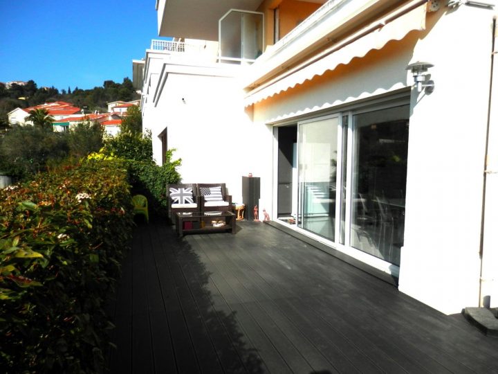 Vente Eze Proche Village Magnifique Appartement 3 Pieces avec Jardin De 100M2