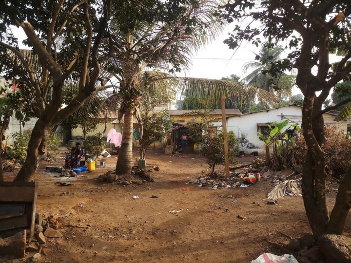 Vente Terrain Conakry Sangoyah_Nord à Vente De Meubles À Conakry