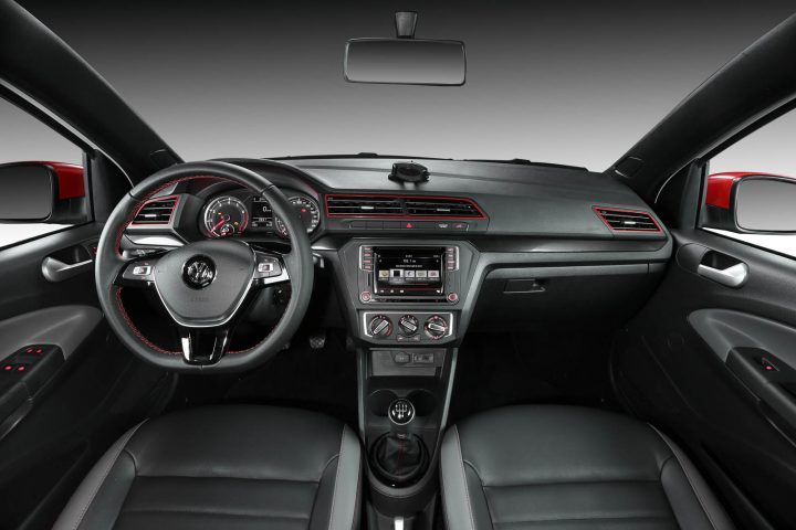 Volkswagen Spices Up, Saveiro Pepper In Brazil | Carscoops concernant Cabine Pepper 2 85X85X225Cm