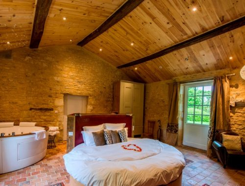 Yourte Avec Jacuzzi Privatif Paca | Greenacres Stud destiné Chambre Avec Jacuzzi Privatif Région Parisienne