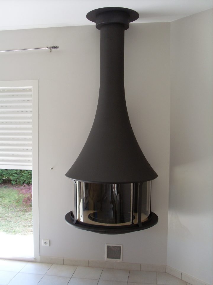 Cheminée Murale Suspendue Zélia By L'Atelier Du Feu tout Cheminées Pau