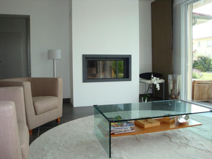 Cheminées D’intérieur, Poêle À Granulés — Bourgouin à Habillage Conduit De Cheminée Intérieur