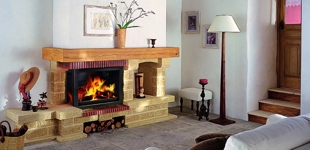 Cheminées Et Poêles À Bois Et À Granulé Brisach Et Jotul destiné Poele A Bois Dans Cheminée