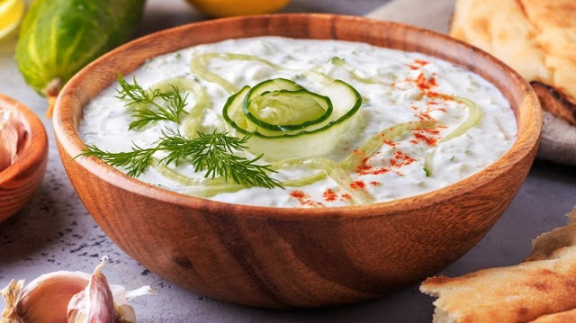 tzatziki mit quark und creme fraîche tzatziki mit quark und creme fraîche