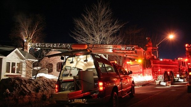 Feu De Cheminée À Rivière-Du-Loup | Infodimanche destiné Legislation Sur Les Cheminées Fumées Du Voisin
