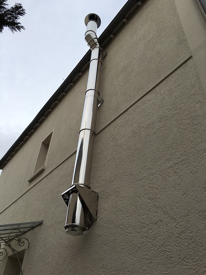 Installation De Poêle À Bois À Argenteuil, 95, 92, 78 concernant Reglementation Conduit De Cheminée Extérieur