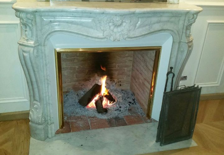 Installation D’une Cheminée Haussmannienne De Style Louis tout Cheminée Haussmannienne