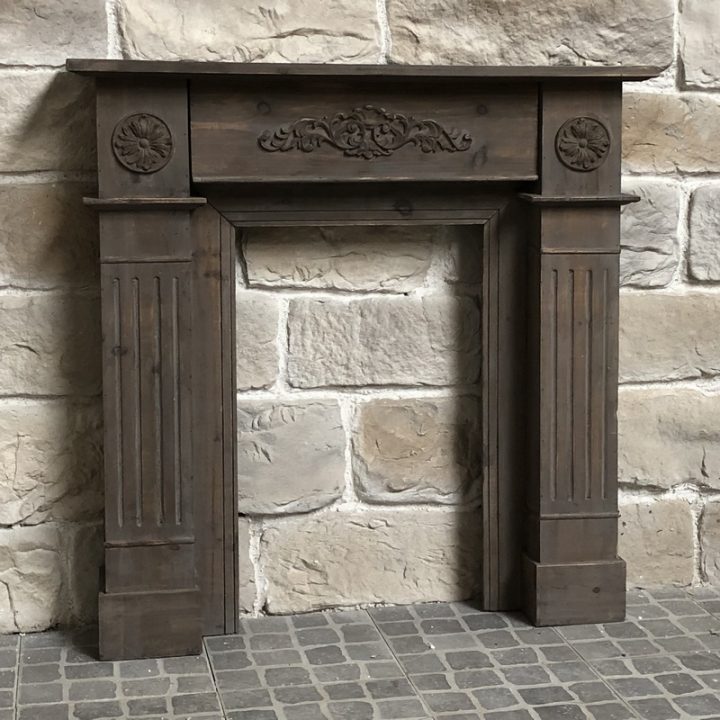 Manteau De Cheminée Façade Entourage Encadrement Chemin encequiconcerne Entourage De Cheminée