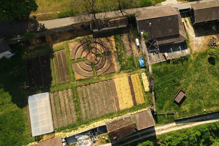 Photos Et Vidéos – Communauté Du Chemin Neuf destiné Communauté Du Chemin Neuf Dérives Sectaires